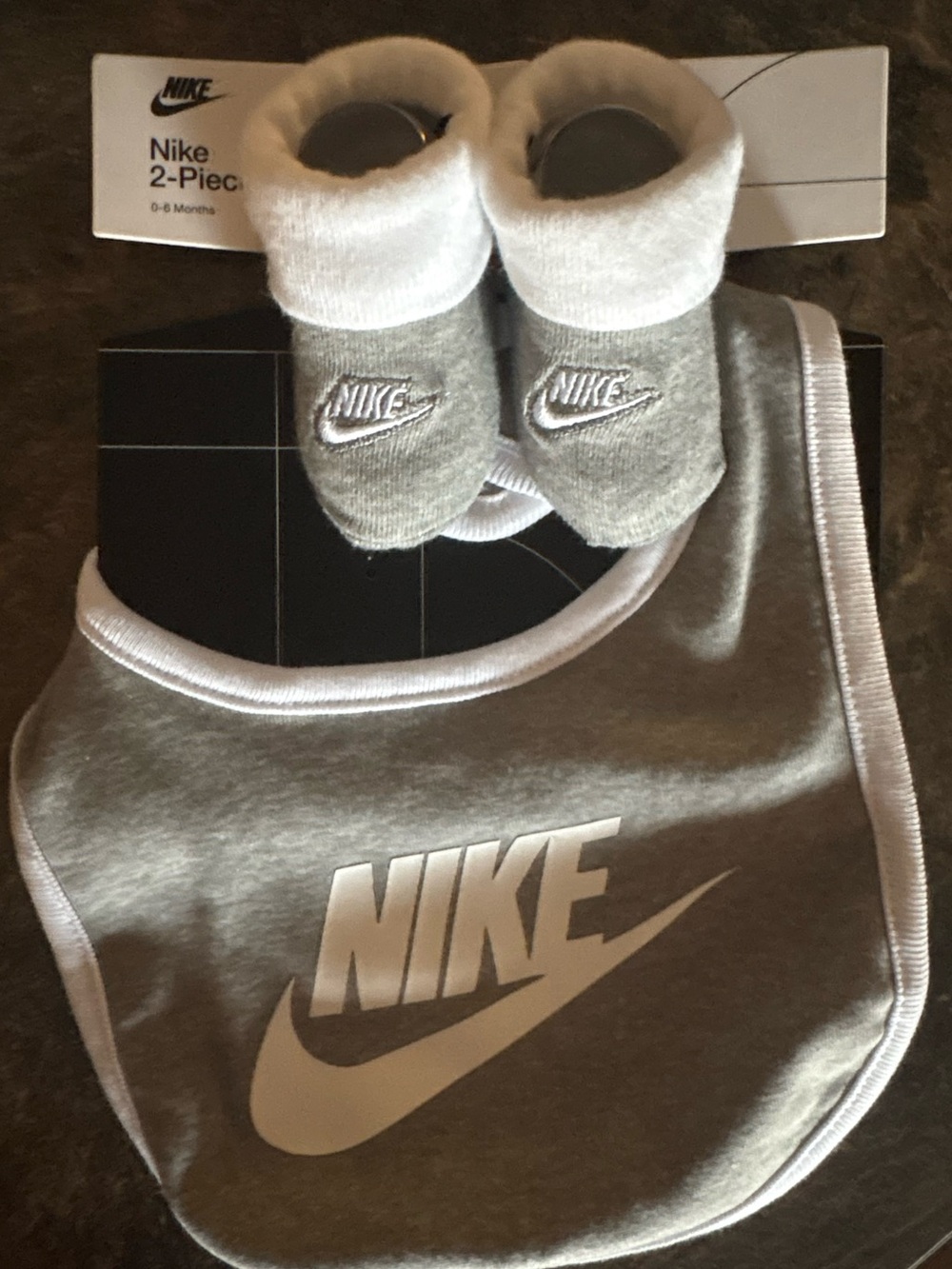 Nike Infant 2-Piece Set in Gray and White